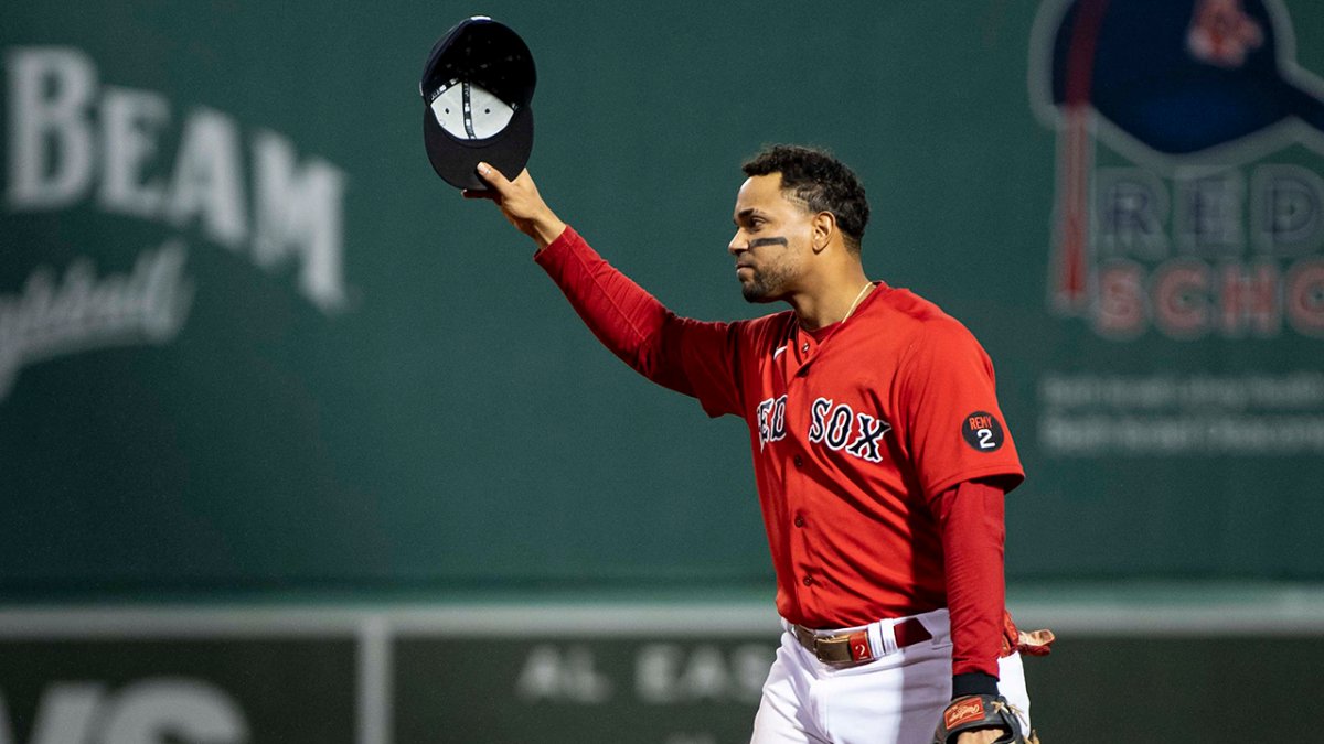 Xander Bogaerts' farewell post to Red Sox prompts reactions from