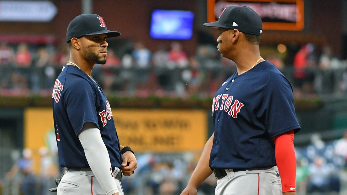 Xander Bogaerts officially opts out of contract, becomes free