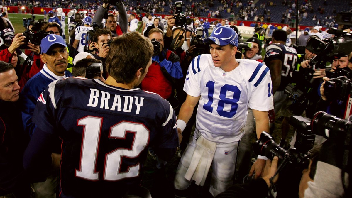 Who did Tom Brady look to for inspiration before his Foxborough return?  Longtime rival Peyton Manning. - The Boston Globe