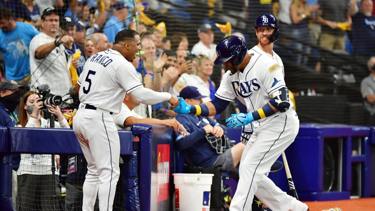 2021 MLB playoffs - Nelson Cruz hits catwalk for home run at Tampa