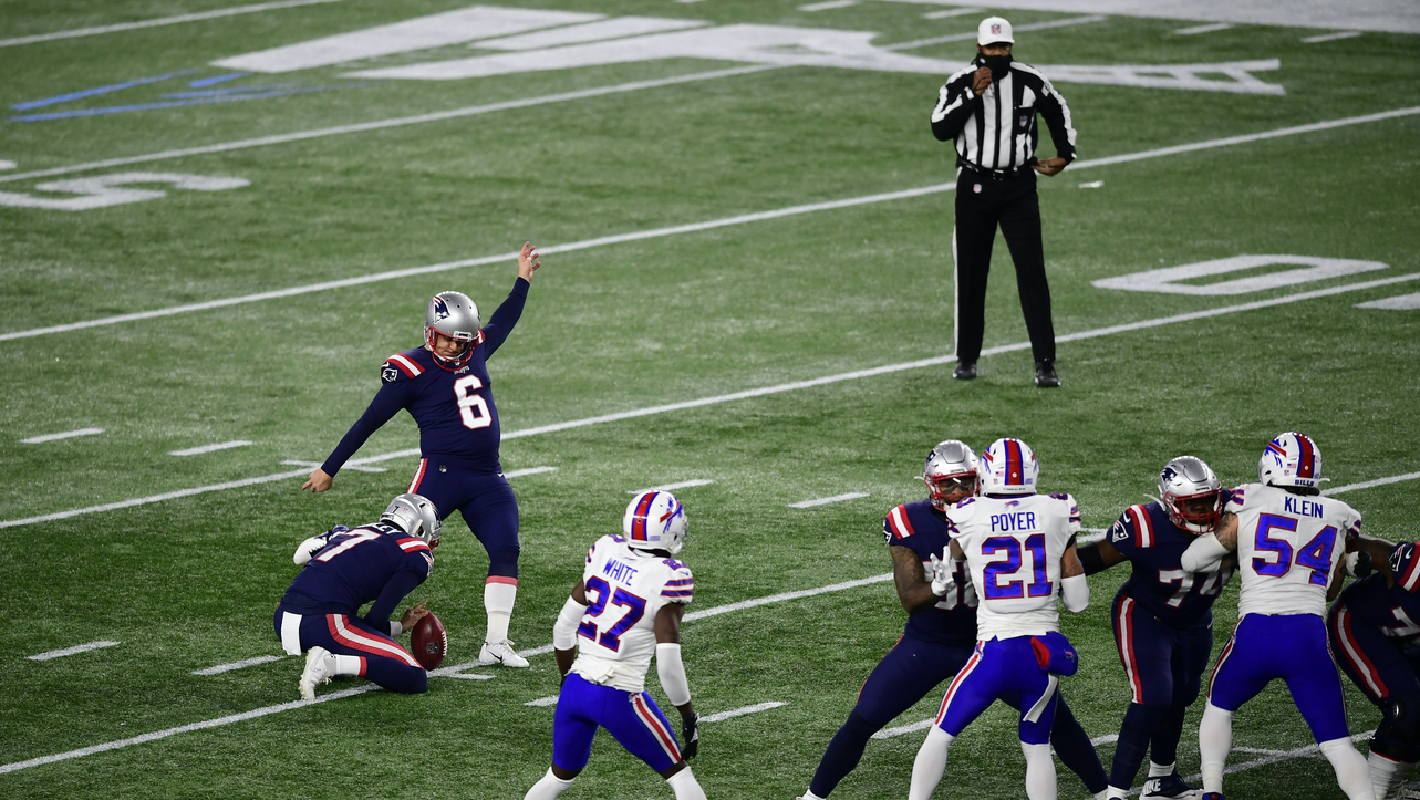<p>Not this group's best game. Nick Folk, who'd been automatic lately, missed an extra point. The Bills executed a fake punt with success in the first quarter to extend a touchdown drive. Donte Moncrief returned an early kickoff and only made it to his own 10-yard line. Gunner Olszewski's lone punt return went for five yards. Moncrief did have a 27-yard return, and Jake Bailey did drop four of his seven punts inside the 20.</p>
<p>But this group has seen better days. Even recently-named Pro Bowler Matthew Slater was flagged for a penalty -- a rarity on a rare down night for this unit.</p>