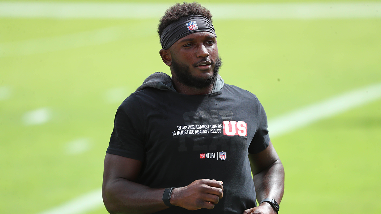 <p>Another guy who probably isn't going anywhere. The Bucs reportedly <a href="https://twitter.com/RapSheet/status/1363918074970329097">are expected to tag</a> the 24-year-old wide receiver, who ranked second in Tom Brady's offense in receptions and receiving yards despite missing four games.</p>

<p>The Patriots desperately need wide receiver help, but they probably need to find it elsewhere.</p>

<p><strong>UPDATE (March 9): </strong>The Bucs are using their 2021 franchise tag on Godwin to keep him in Tampa Bay, <a data-timestamp="1615307599" href="https://twitter.com/AdamSchefter/status/1369323498313760768">per ESPN's Adam Schefter</a>. That means star defenders Lavonte David and Shaq Barrett are set to hit free agency, although the Bucs could end up signing both players, <a data-timestamp="1615307654" href="https://twitter.com/AdamSchefter/status/1369323912610320388">per Schefter</a>.</p>
