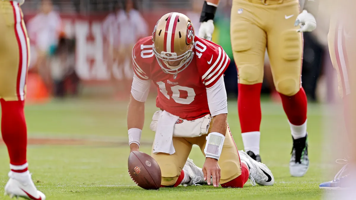 Dolphins fall to 49ers; Garoppolo breaks foot