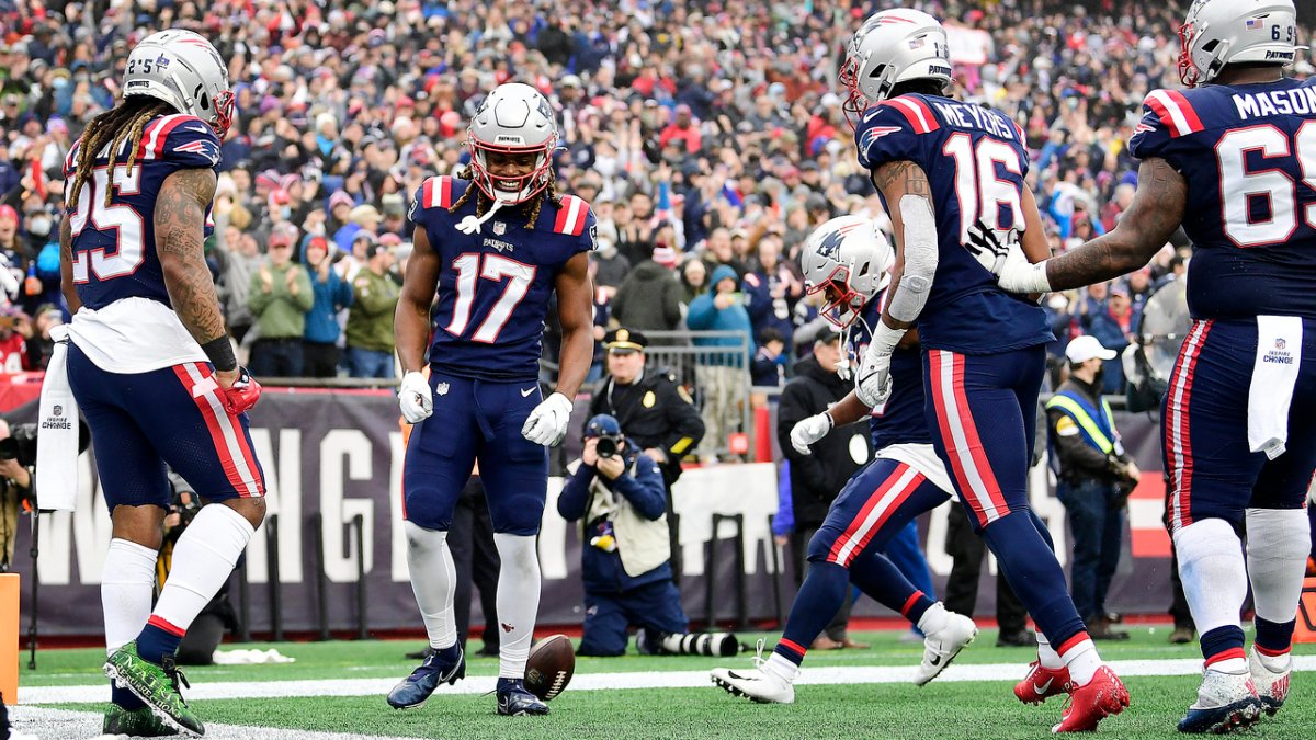 Game Story: Patriots Steamroll Jaguars, Clinch Playoff Berth – NBC Boston