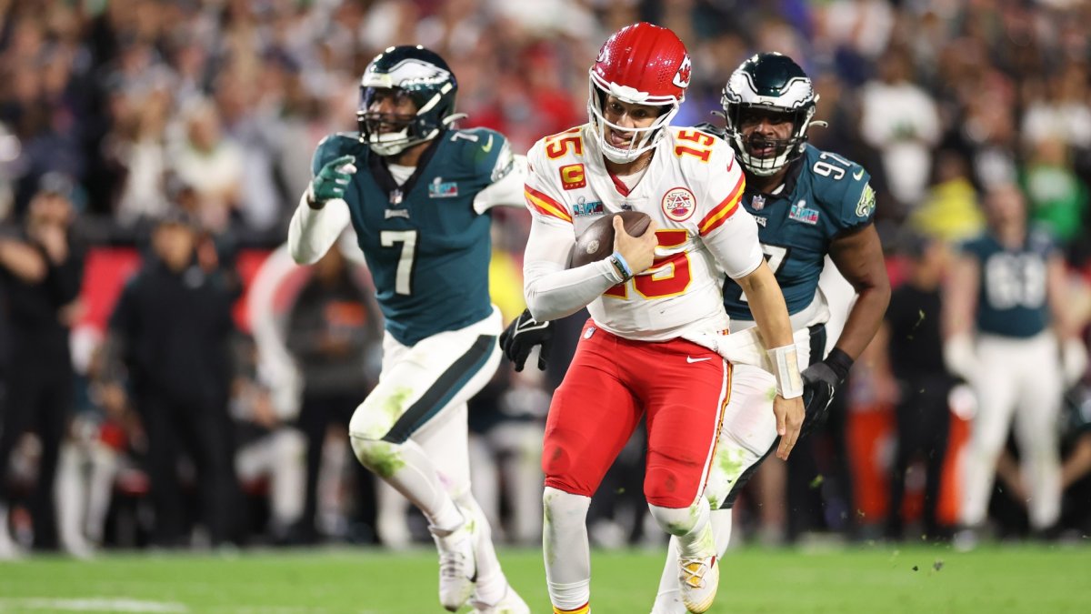 Super Bowl 2023 Final score: Chiefs beat Eagles 38-35 to win