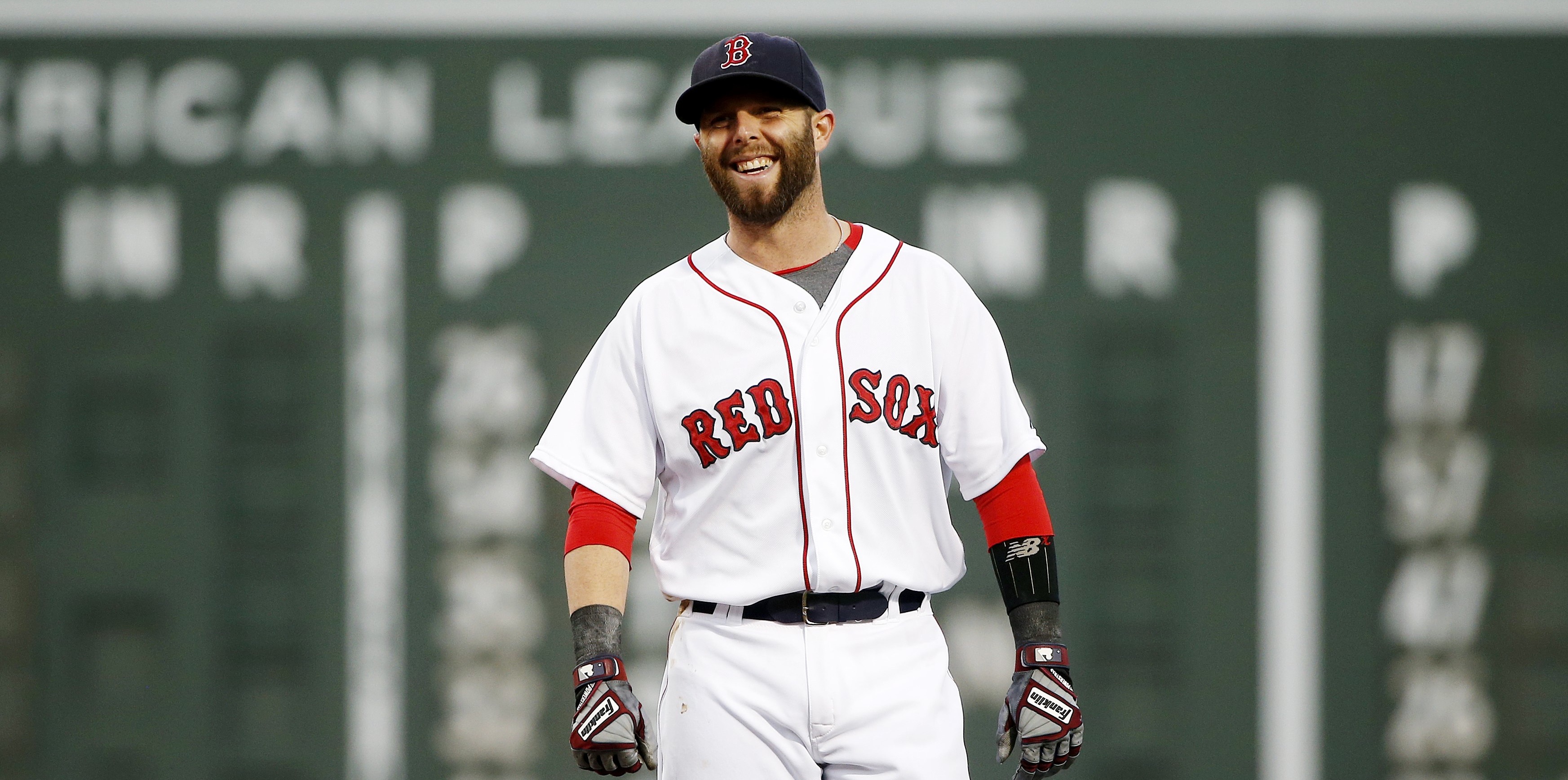 Dustin Pedroia offers Red Sox a hand at Fenway South, but makes