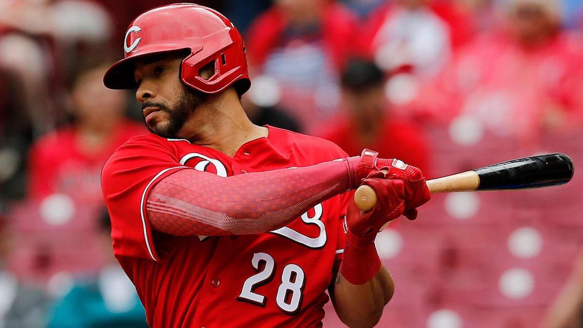 Red Sox acquire Pham from Reds and McGuire from White Sox, who