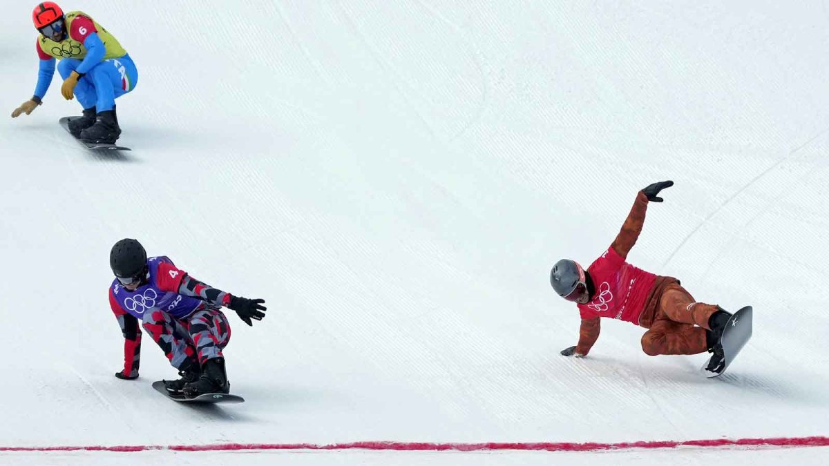 Alessandro Haemmerle Wins Gold for Austria in Men’s Snowboard Cross ...