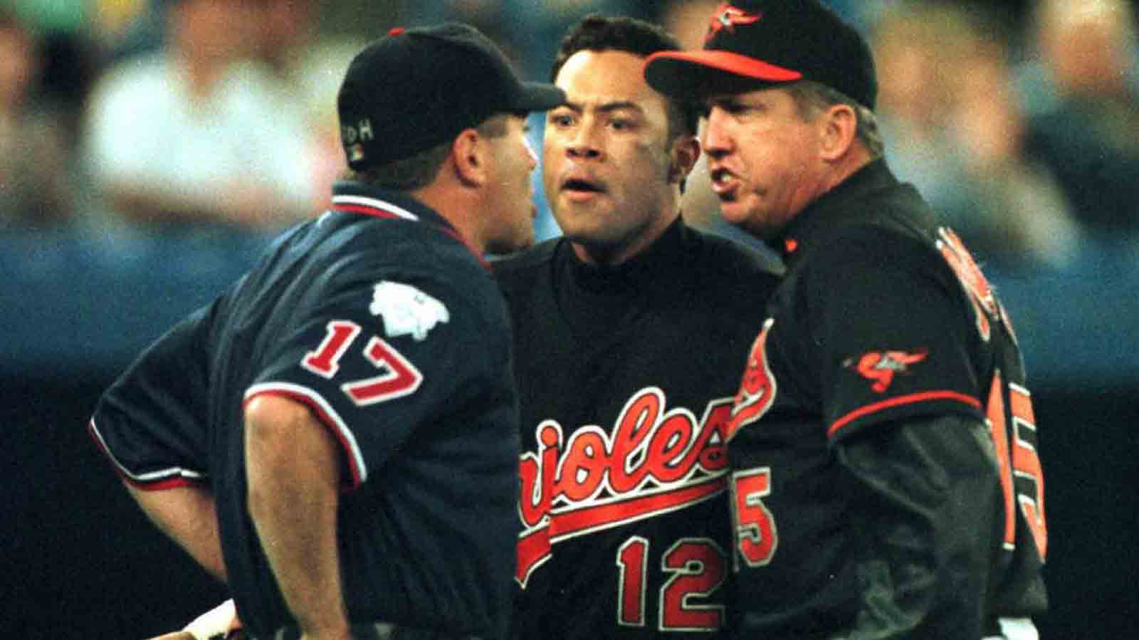 Roberto Alomar Stats & Facts - This Day In Baseball
