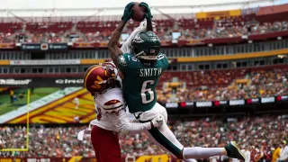 Eagles' DeVonta Smith breaks DeSean Jackson's rookie receiving record