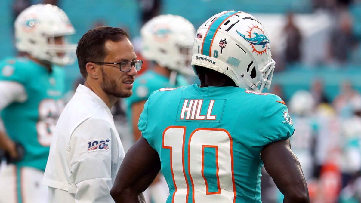 Dolphins players remove ping-pong tables from locker room to help