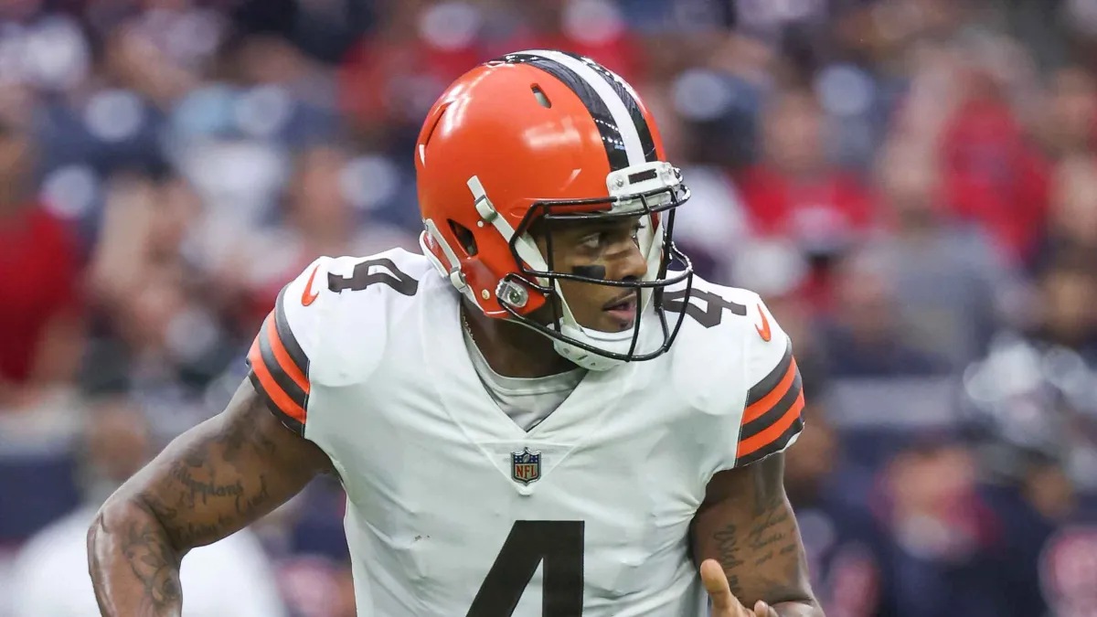 Deshaun Watson receives boos and cheers in Houston during Browns debut –  NBC Sports Boston