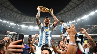 Lionel Messi Sets Instagram Record With World Cup Victory Post – NBC Sports  Boston