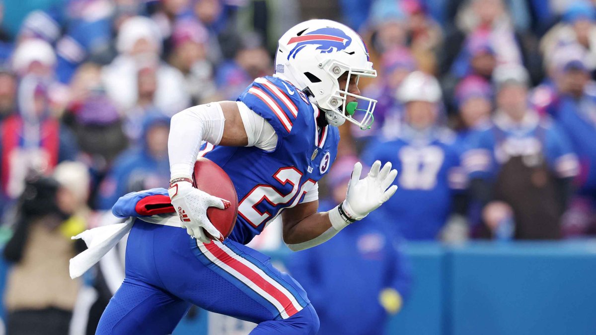 BILLS RETURN OPENING KICKOFF FOR A TOUCHDOWN!!! 