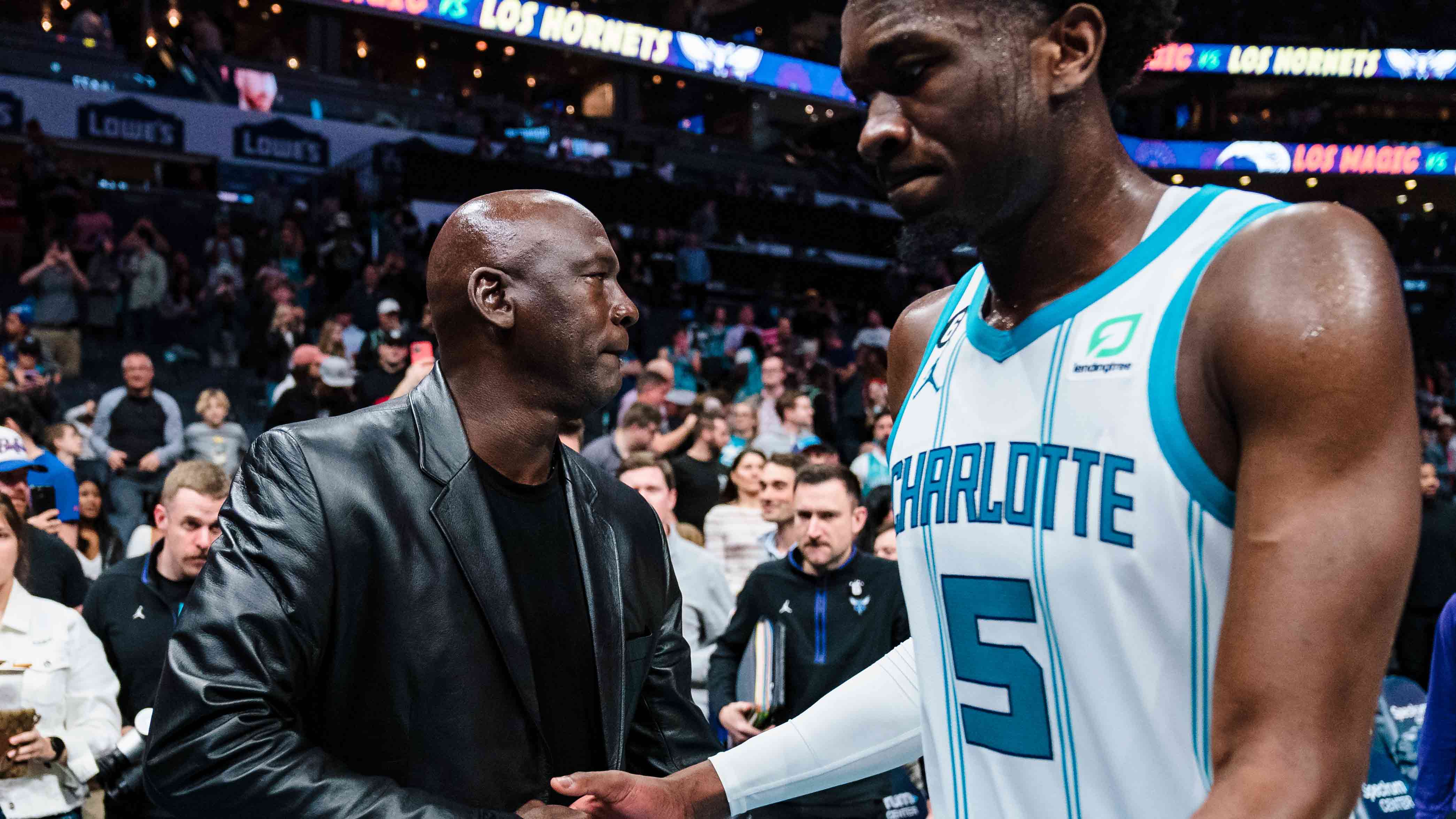 Charlotte Hornets Owner Michael Jordan Agrees To Sell Majority Stake ...