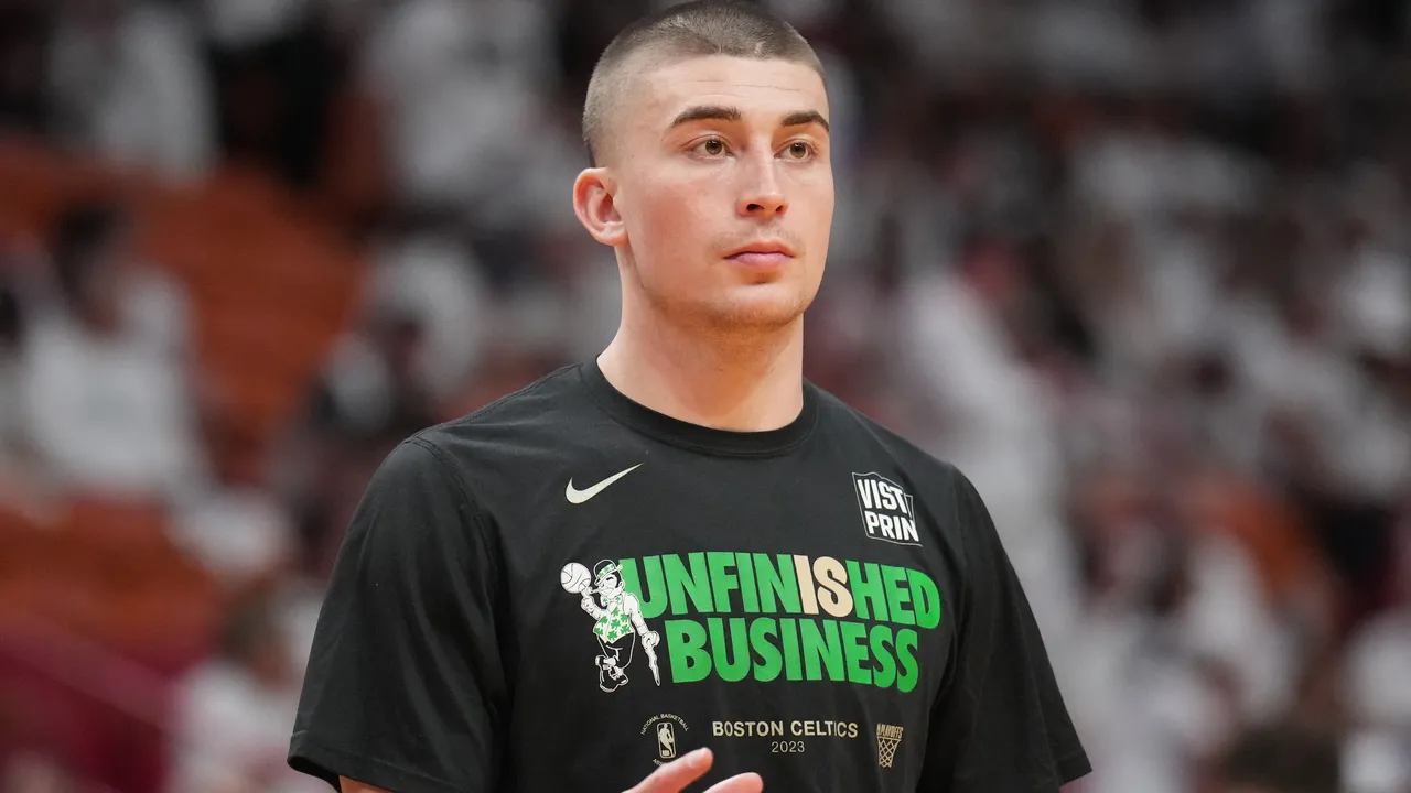 47 Men's Boston Celtics Unfinished Business Green T-Shirt