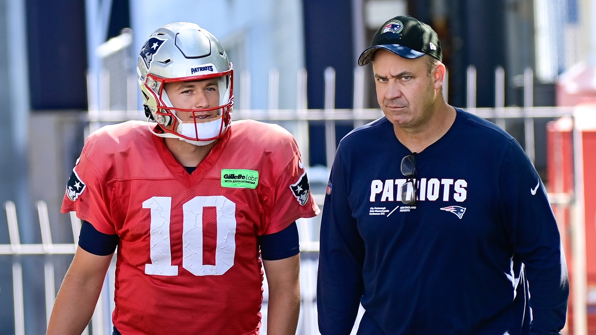 Cowboys' Micah Parsons trolls Patriots fans with Tatum jersey