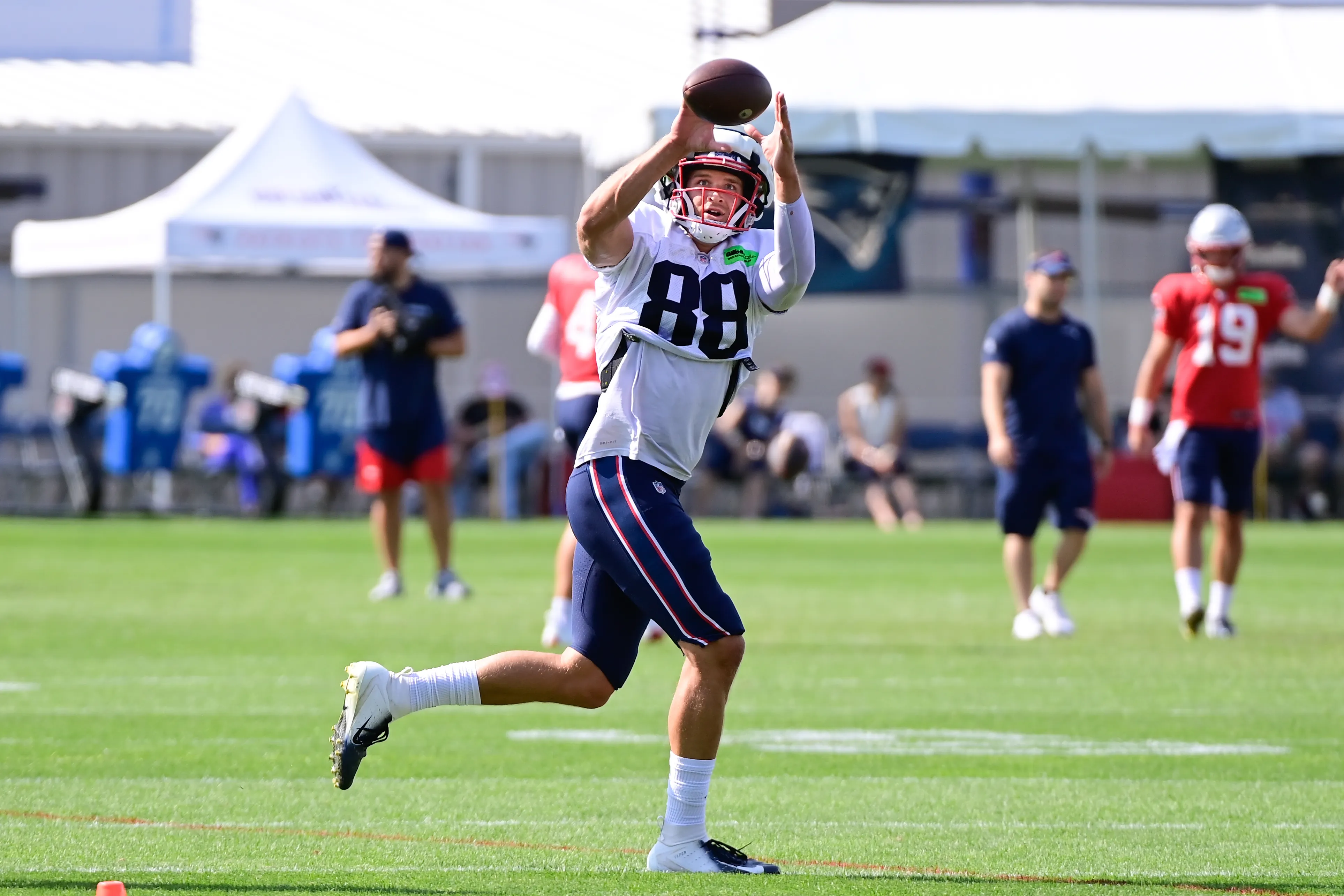 Patriots training camp stock watch Mike Gesicki emerging as red zone