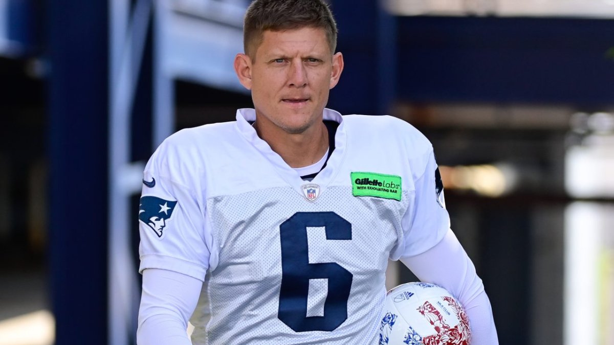 Report: Patriots bringing back Nick Folk