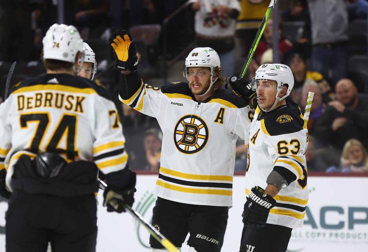 Marc McLaughlin signs + Projecting the 2023-24 Boston Bruins D