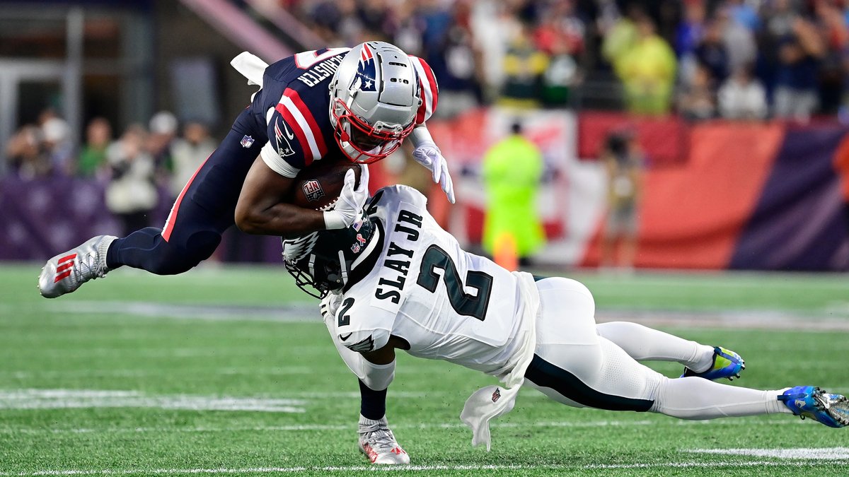 BREAKING NEWS: JuJu Smith-Schuster Signs 3-Year 33M Deal With the New  England Patriots 