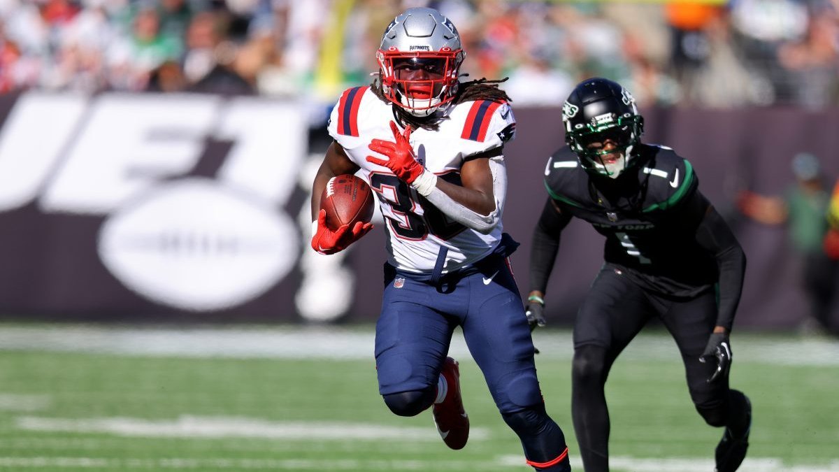 He turned it loose, didn't he?' Things are changing for Patriots rookie  Rhamondre Stevenson - The Boston Globe