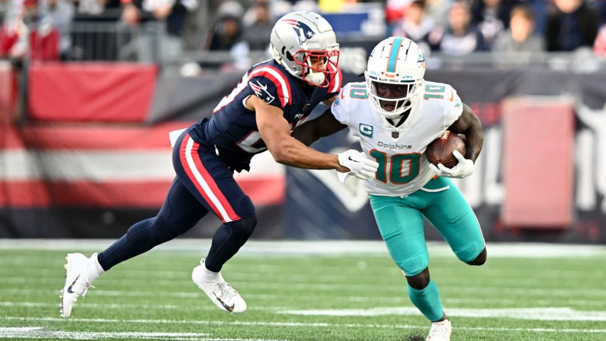 Miami Dolphins hope to have Tyreek Hill on the field against