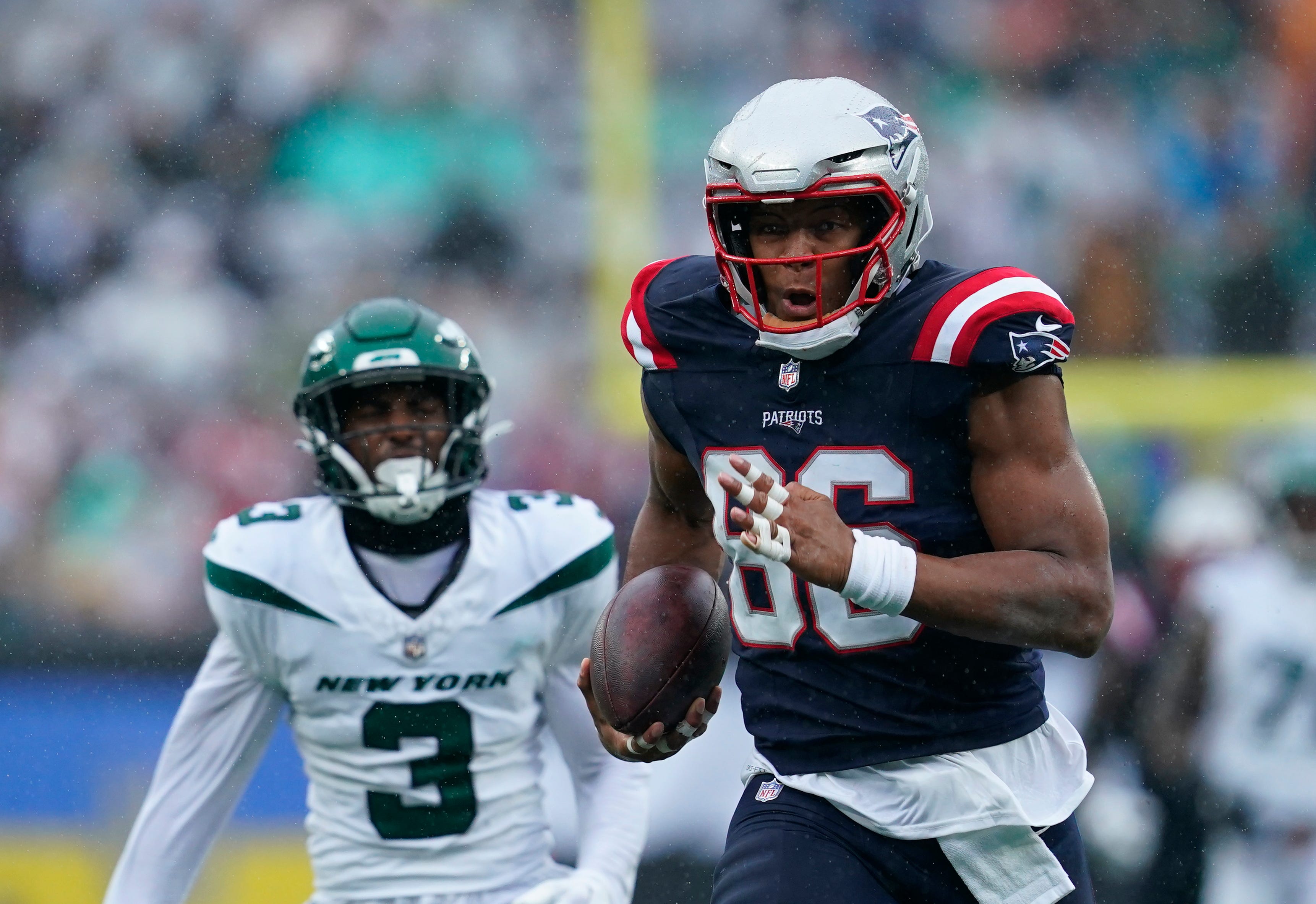 Watch: Patriots Jones, Pharaoh TD vs. Jets