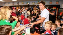 Tom Brady shares love for baseball cards at Topps Rip Night