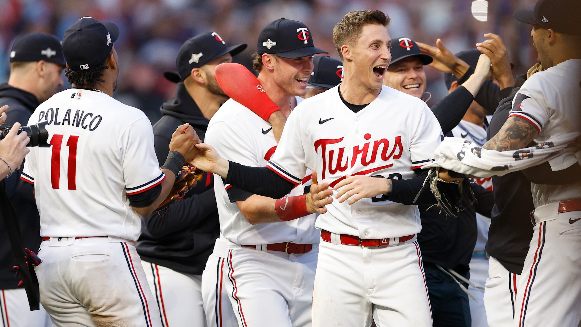 Blue Jays eliminated from playoffs after 2-0 loss to Twins