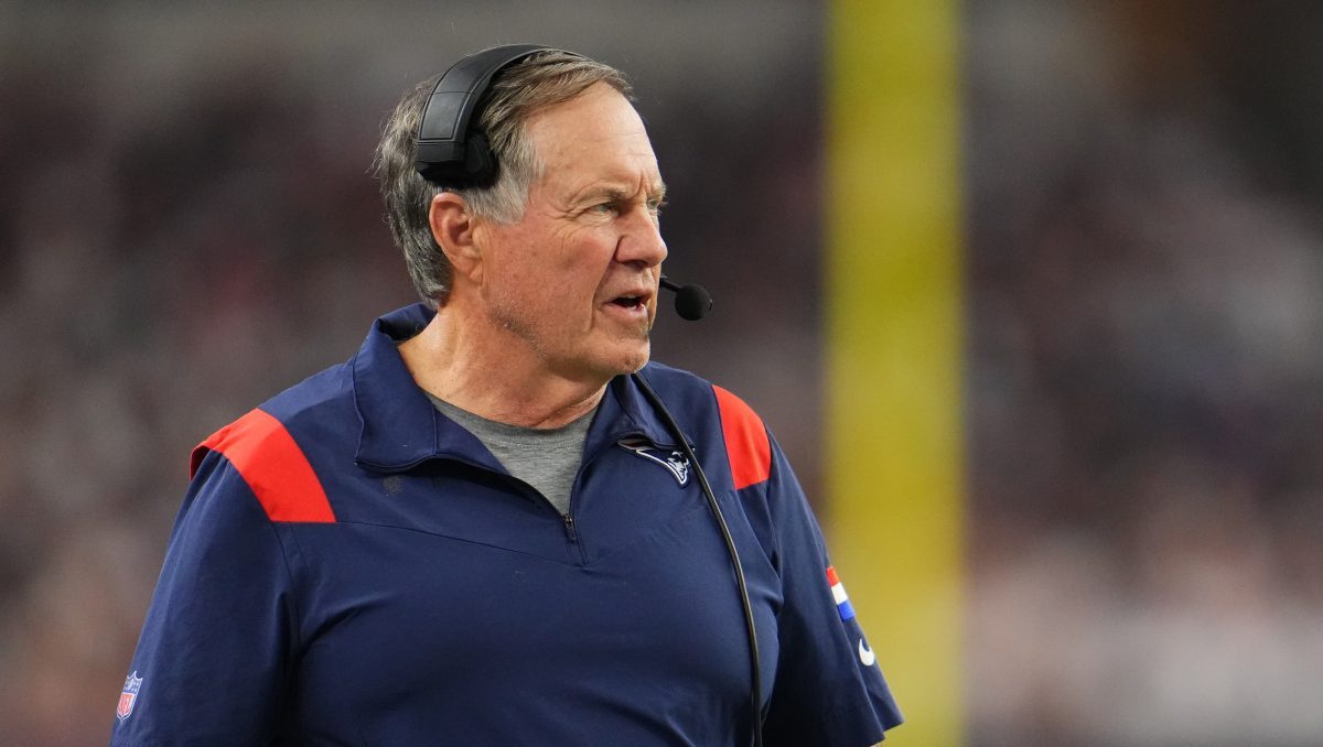 How much is Belichick on the hot seat? Mike Florio gives interesting take