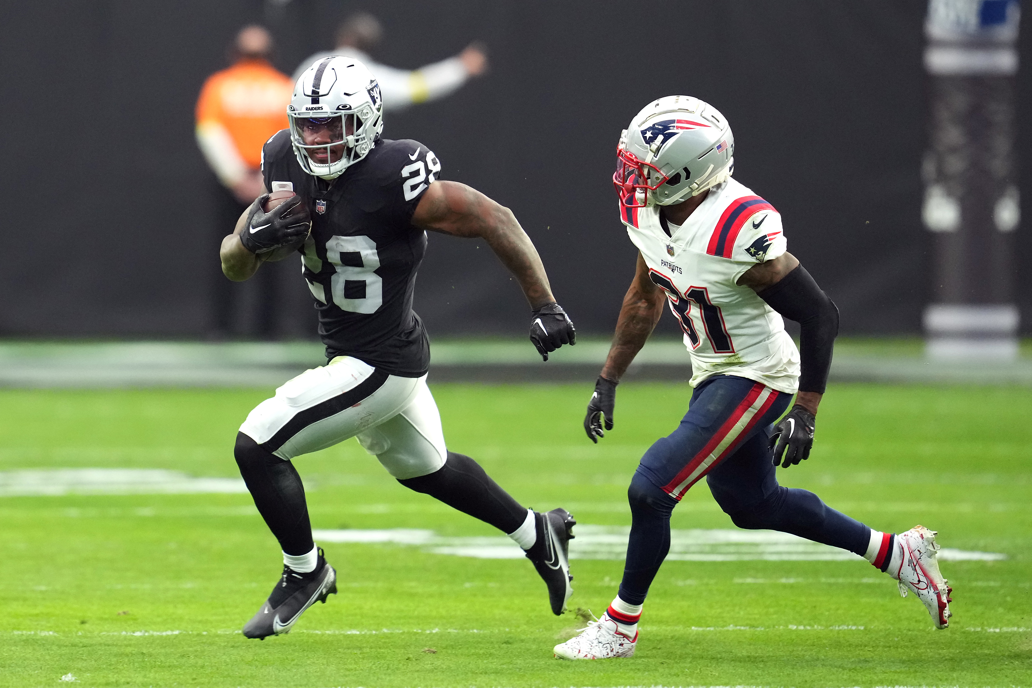 How to Watch/Listen: Patriots at Raiders