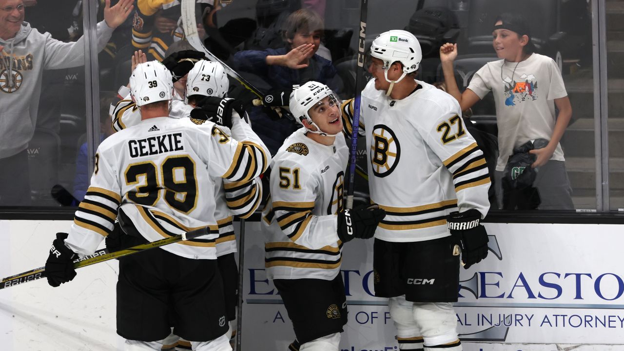 Dmitry Orlov scores again as Bruins stretch win streak to nine games 
