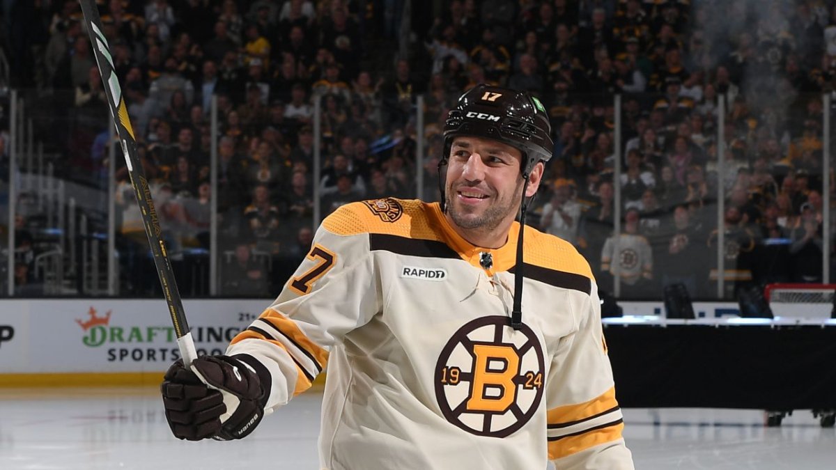 Milan Lucic turns back the clock in first game with Bruins in 8 years