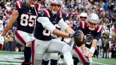 Mac Jones Leads New England Patriots on Game-Winning Drive to