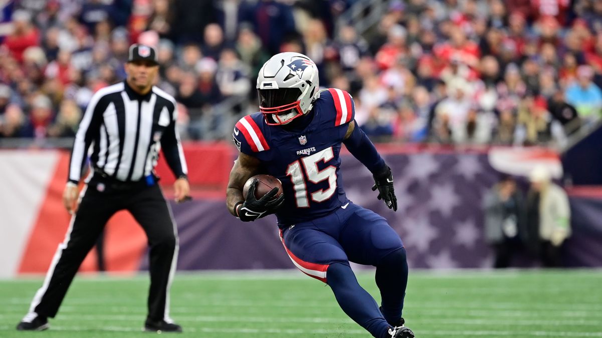 Patriots 2024 Roster Reset Upgrade At Running Back Remains A Priority   Ezekiel Elliott USATSI 22126014 