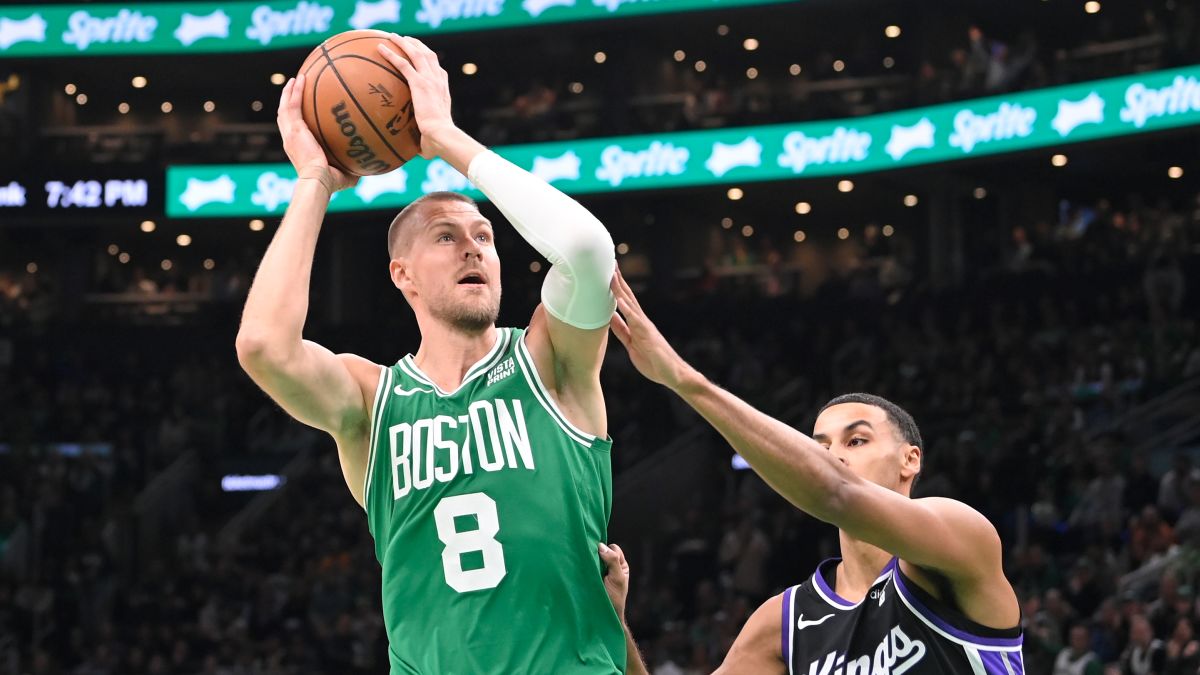 Celtics set NBA record as Kristaps Porzingis wins Player of the Week ...