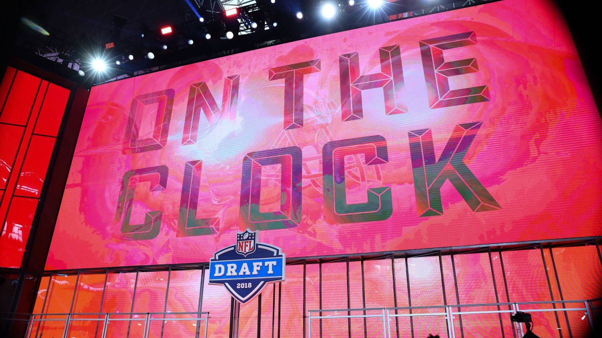 How much time is there between each pick in the NFL draft? – NBC Sports ...