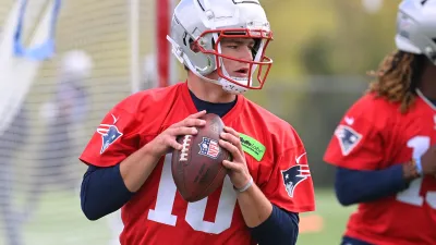 Tom Curran and Phil Perry share Patriots OTA Day 1 observations