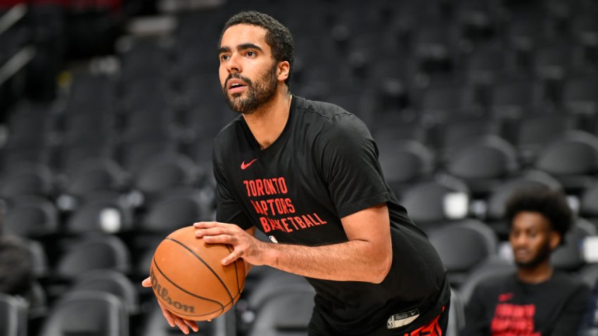 Jontay Porter #34 of the Toronto Raptors warms up before the game against the Portland Trail Blazers at the Moda Center on March 09, 2024 in Portland, Oregon. NOTE TO USER: User expressly acknowledges and agrees that, by downloading and or using this photograph, User is consenting to the terms and conditions of the Getty Images License Agreement. (Photo by Alika Jenner/Getty Images)