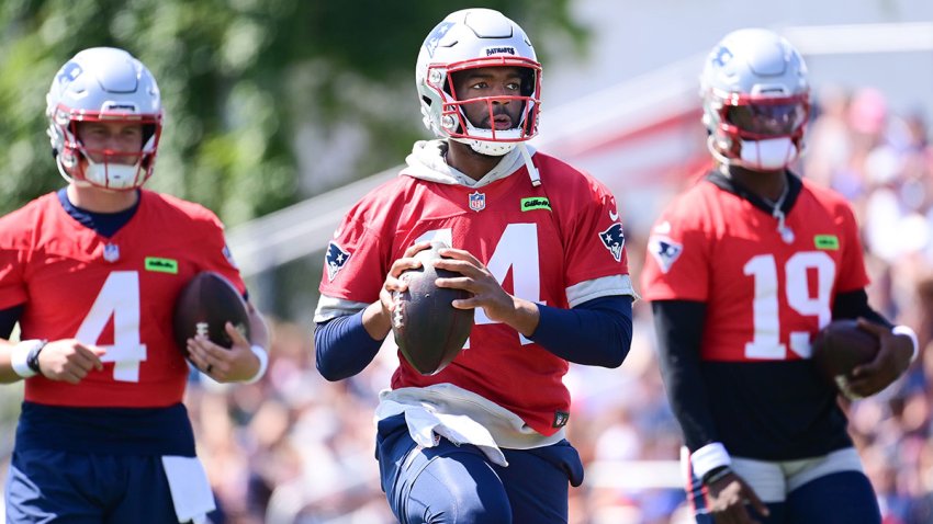 Patriots quarterback Jacoby Brissett