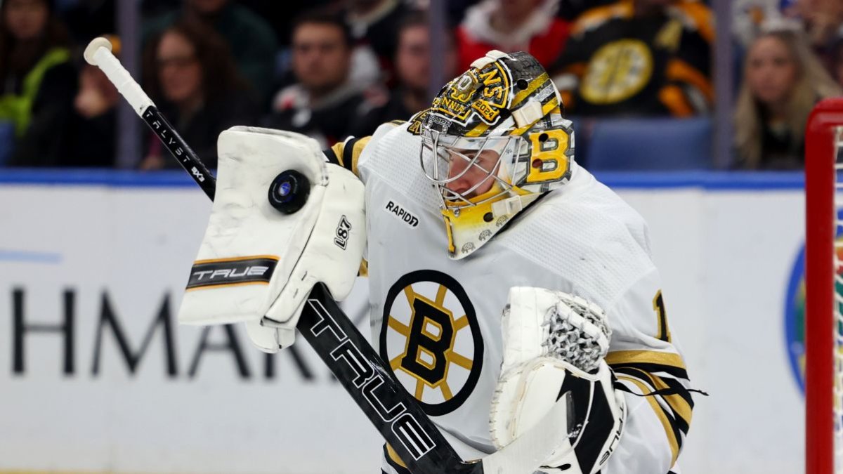 What would a fair contract look like for Bruins goalie Jeremy Swayman? – NBC Sports Boston