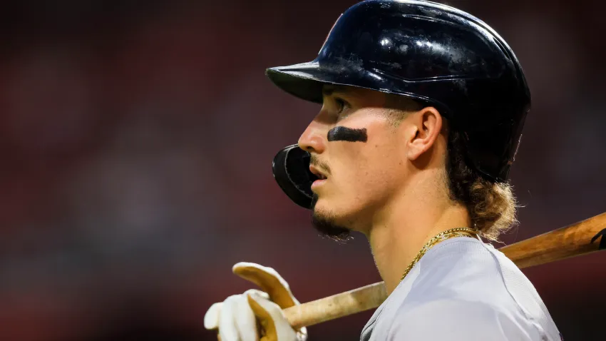 Jun 21, 2024; Cincinnati, Ohio, USA; Boston Red Sox outfielder Jarren Duran (16) prepares on deck during the eighth inning against the Cincinnati Reds at Great American Ball Park. Mandatory Credit: Katie Stratman-USA TODAY Sports