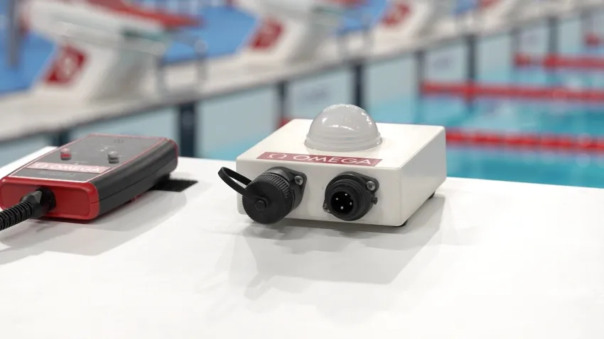 A timing light at a Paralympic pool