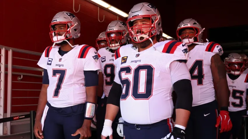 SANTA CLARA, CALIFORNIA – SEPTEMBER 29: Jacoby Brissett #7 and David Andrews #60 of the New England Patriots wait in the tunnel before the game against the San Francisco 49ers at Levi’s Stadium on September 29, 2024 in Santa Clara, California. (Photo by Ezra Shaw/Getty Images)