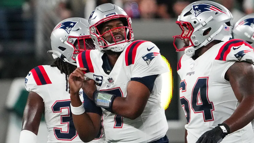 Patriots quarterback Jacoby Brissett