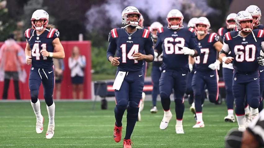 Patriots quarterback Jacoby Brissett