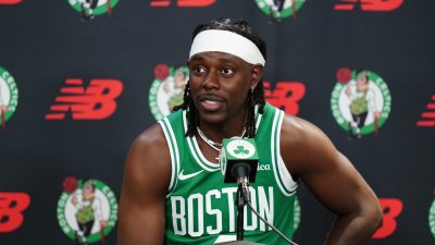 Joe Mazzulla and Jrue Holiday discuss starting Celtics season in Abu Dhabi