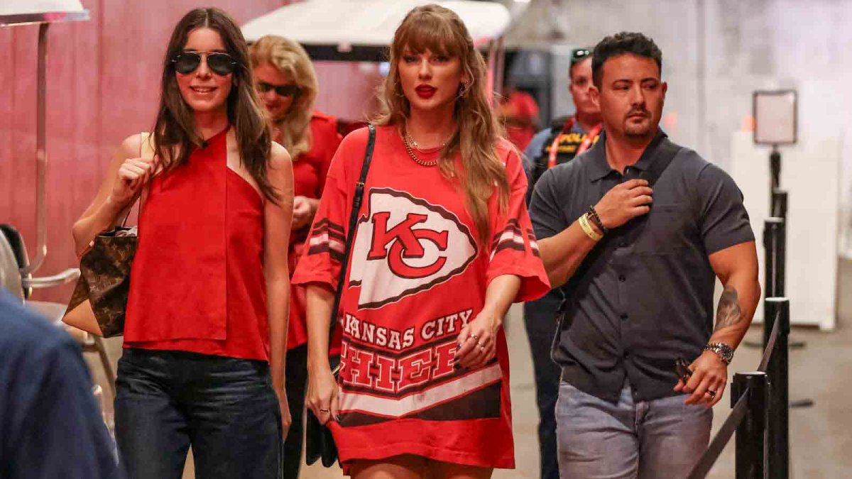 Taylor Swift arrives in Kansas City for Chiefs-Bengals game – NBC Sports Boston
