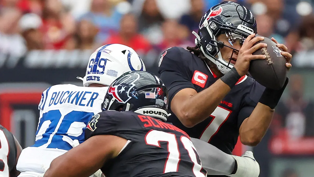 Colts defensive tackle DeForest Buckner